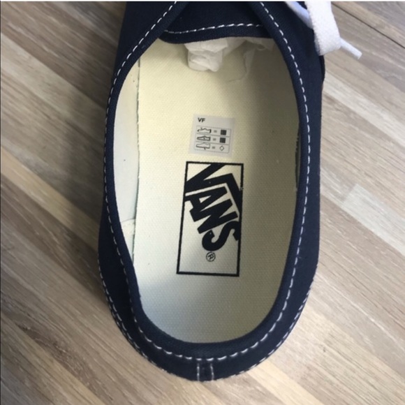 NWT VANS Authentic Gum Block Dress Blues WMNS - Picture 7 of 7